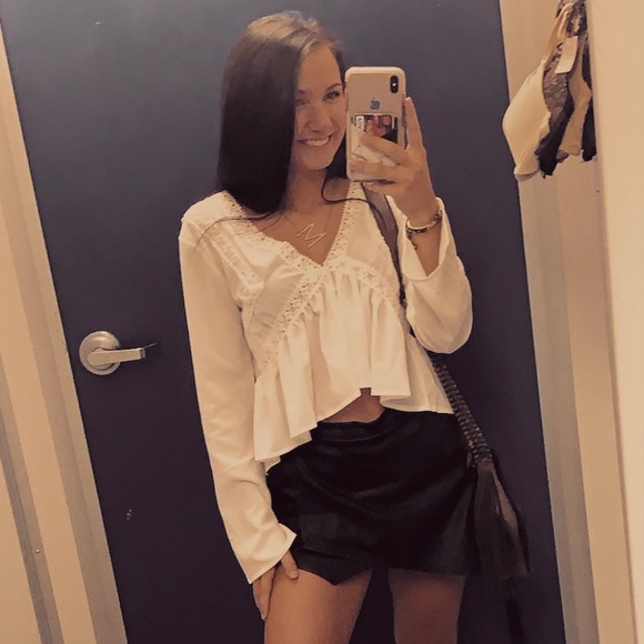 Meet your Posher, Madison - Picture 7 of 8